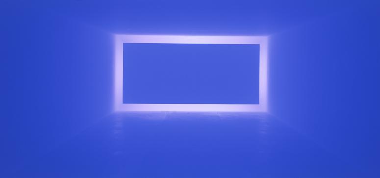 slide IRC.2012.03431 (old number: TUR.J-RI01) showing James Turrell's installation, Rise, at the Mattress Factory, 2002.