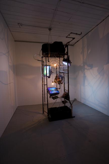 Digital image IRC.2012.05886 showing Ian Page's installation, >>>>HOST_CAVITY<<<<, at the Mattress Factory, 2009.