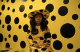 slide IRC.2012.03276 (old number: KUS.Y-D017) showing Yayoi Kusama's installation, Dots Obsession, at the Mattress Factory, 1996.