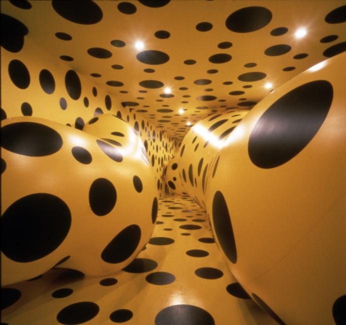 slide IRC.2012.03263 (old number: KUS.Y-D004) showing Yayoi Kusama's installation, Dots Obsession, at the Mattress Factory, 1996.