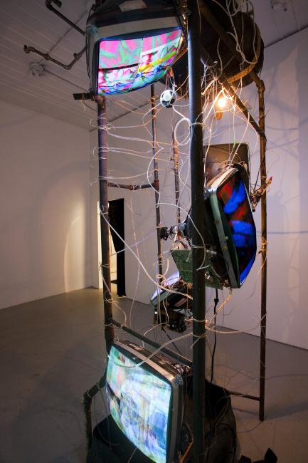 Digital image IRC.2012.05888 showing Ian Page's installation, >>>>HOST_CAVITY<<<<, at the Mattress Factory, 2009.