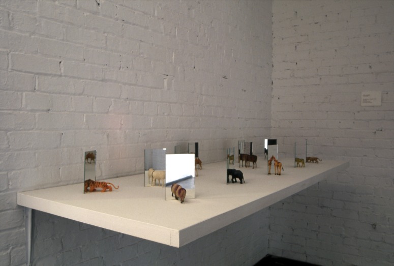 slide IRC.2012.01314 (old number: LAU.O-K003) showing Otis Laubert's installation, Knowing They Are Losing Their Heads, at the Mattress Factory, 1995.