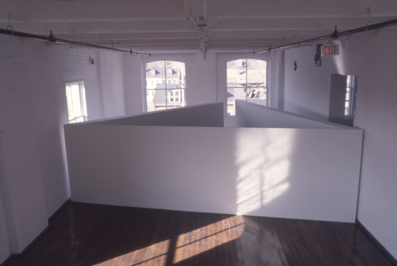 slide IRC.2012.01747 (old number: LOD. P-O008) showing Peter Lodato's installation, Open Triangle 1, at the Mattress Factory, 1993.