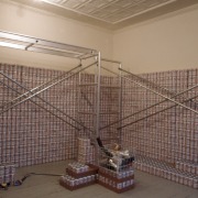 slide IRC.2012.03540 (old number: NOL.C-U001) showing Cady Noland's previously untitled installation, This piece doesn't have a title yet, at the Mattress Factory, 1989.