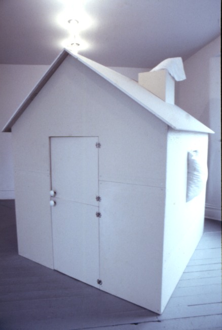 slide IRC.2012.01776 (old number: MAR.P-L007) showing Patty Martori's installation, Love House, at the Mattress Factory, 1991.