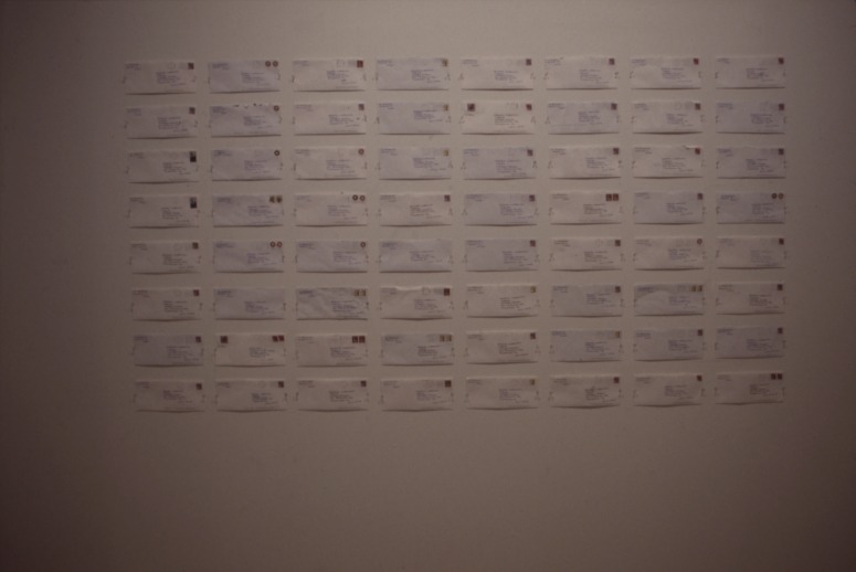 slide IRC.2012.01920 (old number: MON.J-A013) showing James Giordani Montford's collaborative installation, The Artist Dollars Project, at the Mattress Factory, 1999.