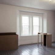 slide IRC.2012.01483 (old number: GRE.M-U001) showing Matthieu Gregoire's untitled installation at the Mattress Factory, 1988.