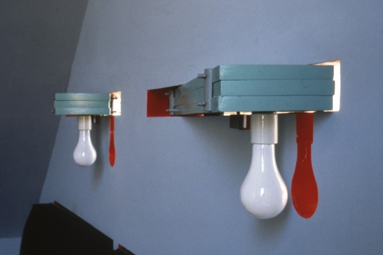 slide IRC.2012.03600 (old number: WEX.A-B031) showing Allan Wexler's permanent installation, Bed-Sitting Room for Artist in Residence, at the Mattress Factory, 1988.