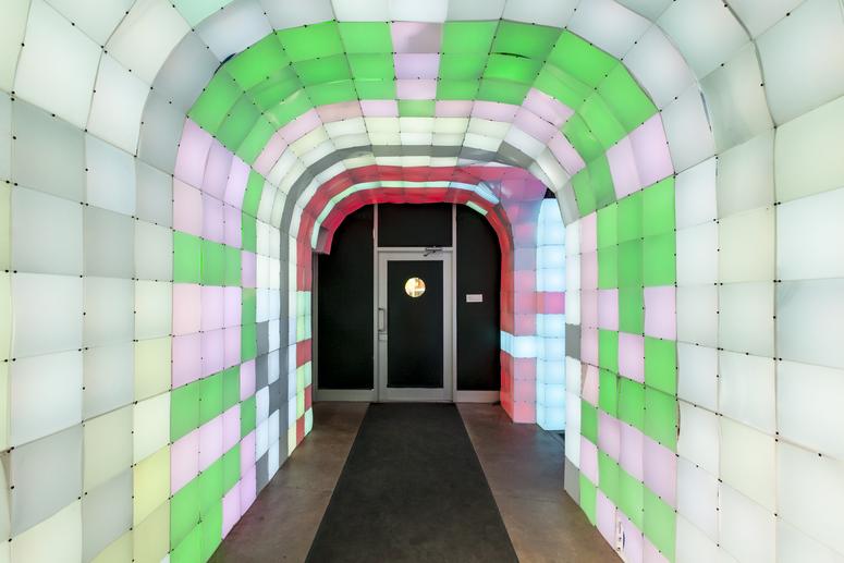 Ian Brill, <em>Lining</em>, 2016