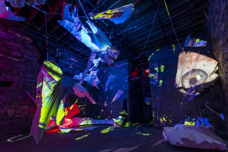 Tra Bouscaren, <em>Night Blooms</em>, 2019