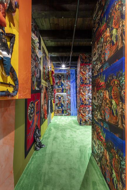 Pepe Mar, <em>Dragonfruit</em>​, 2019