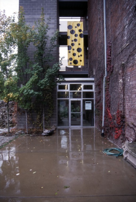 slide IRC.2012.03369 (old number: KUS.Y-D110) showing Yayoi Kusama's installation, Dots Obsession, at the Mattress Factory, 1996.