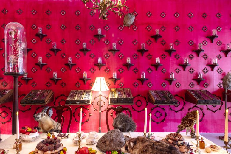 Jennifer Angus, <em>The Museum of All Things</em>, 2020