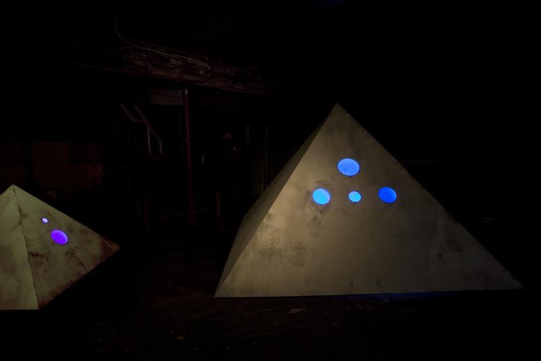 Digital image IRC.2012.04981 showing Amanda Long's installation, Triad, at the Mattress Factory, 2009.