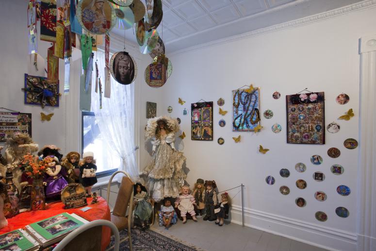 Digital image IRC.2012.04794 showing Victoria Hruska and LaToya Ruby Frazier's installation, 1921 Braddock Summoning 1982, at the Mattress Factory, 2009.