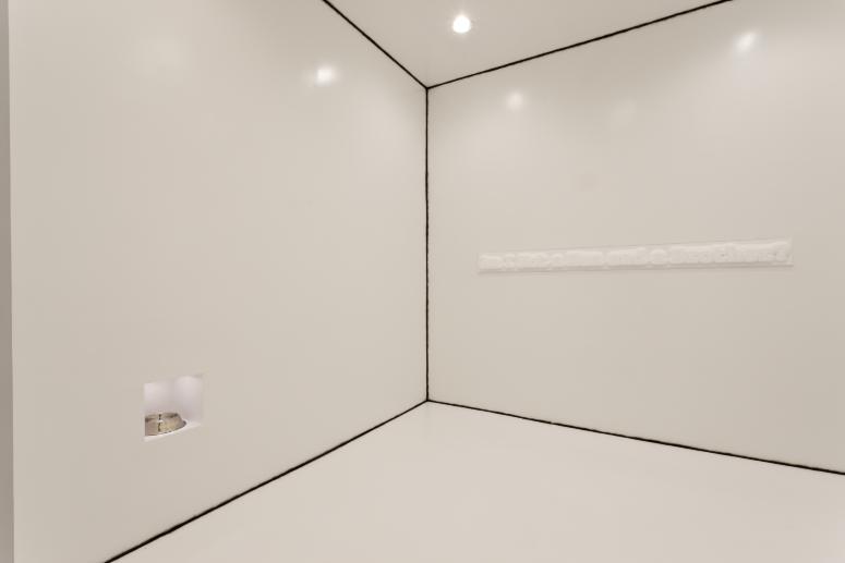 Digital image IRC.2012.03953 showing Manuel Arenas's installation, Artificial Breathing, at the Mattress Factory, 2010.