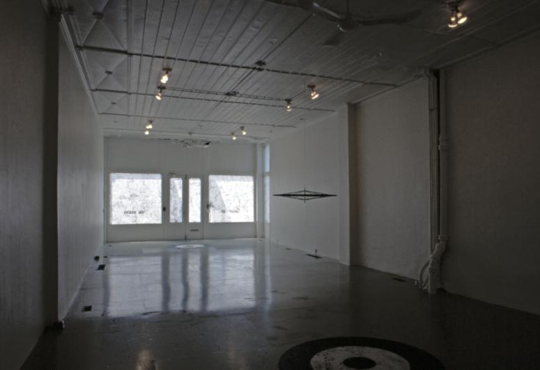 slide IRC.2012.00537 (old number: BRA.D-P005) showing Dove Bradshaw's installation, Plain Air, at the Mattress Factory, 1990.