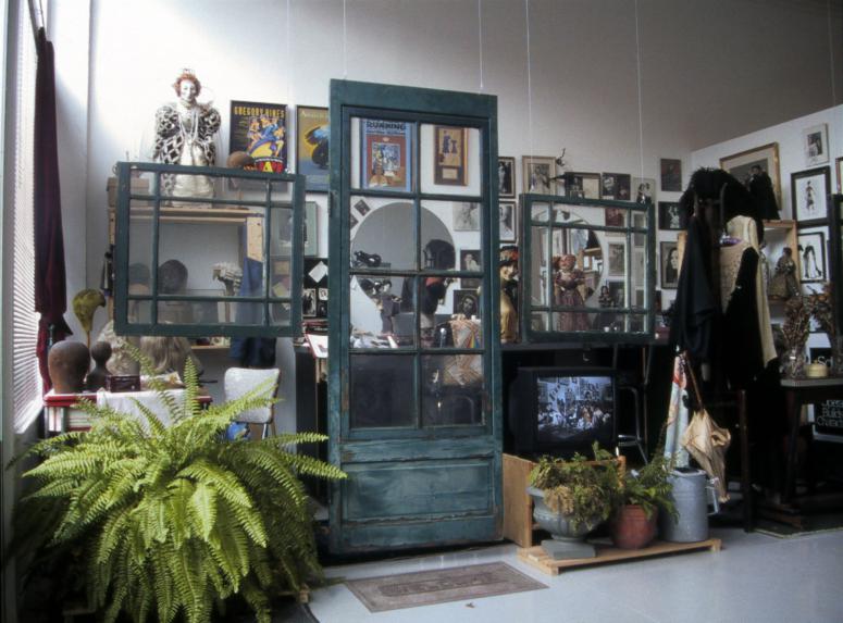 slide IRC.2012.00475 (old number: BER.D-S004) showing Dennis Bergevin's installation, Studio Portrait of the Artist, at the Mattress Factory, 2001.